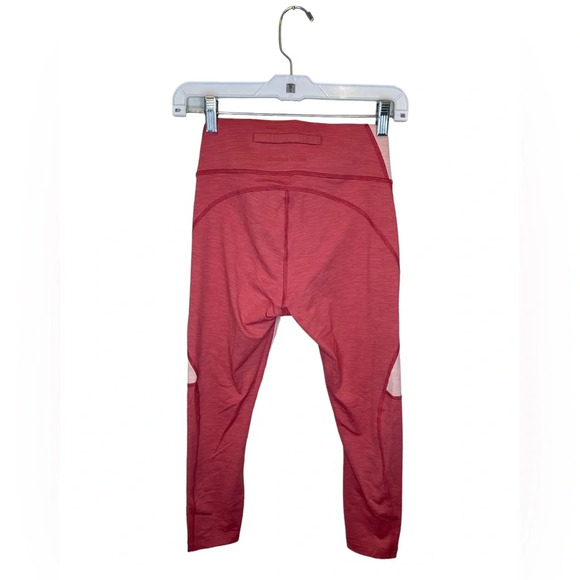 Outdoor Voices Tech Sweat 3/4 Two-Tone Leggings Pink/Light Pink Size Small - Picture 2 of 4